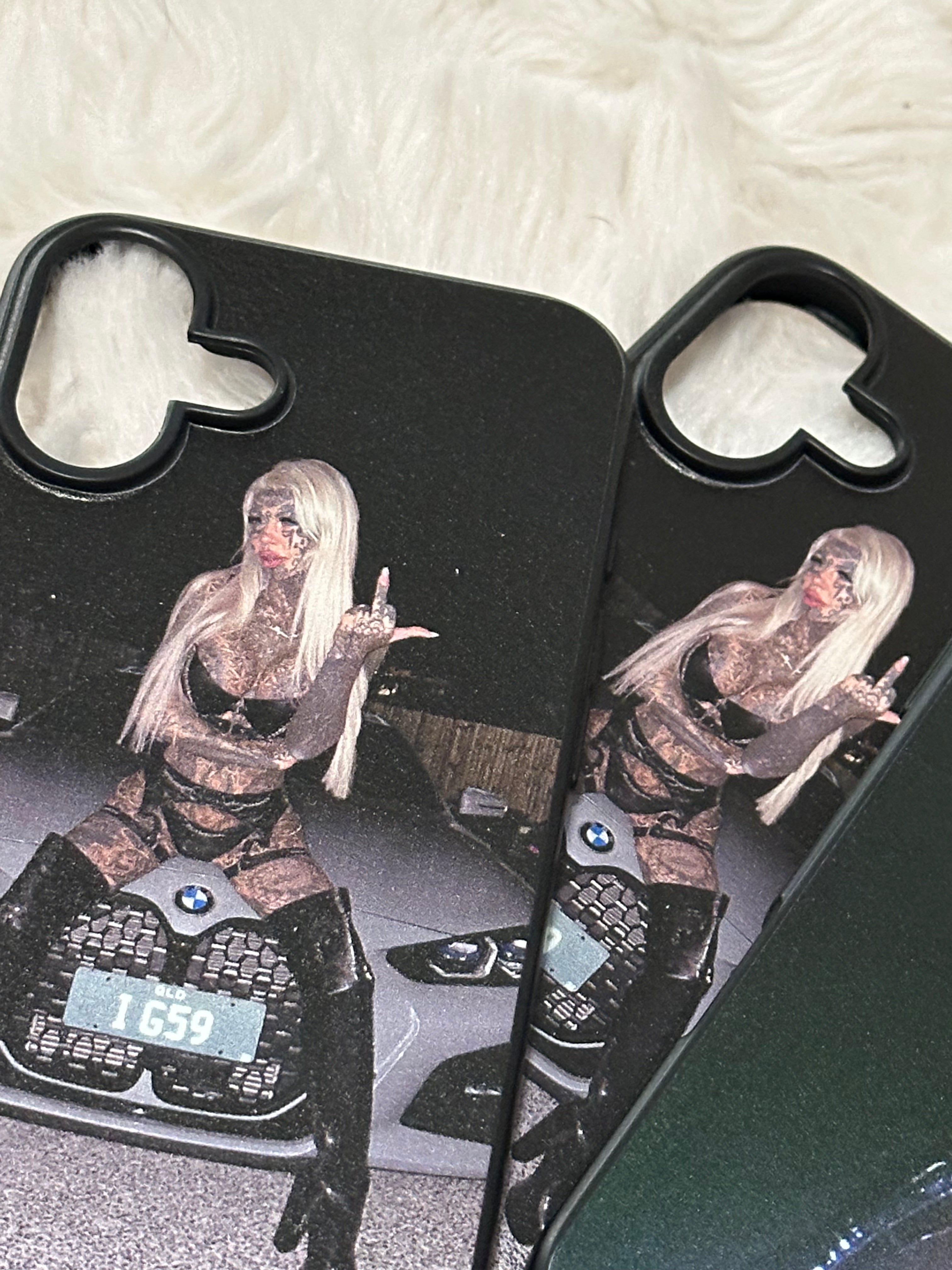 'AUSTRALIA'S MOST TATTOOED WOMAN' IPHONE/SAMSUNG  CASE